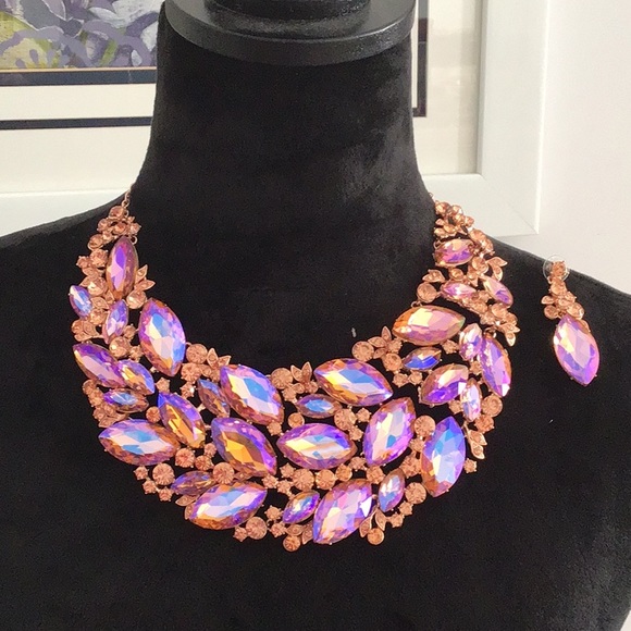 Necklace Set - Picture 2 of 2